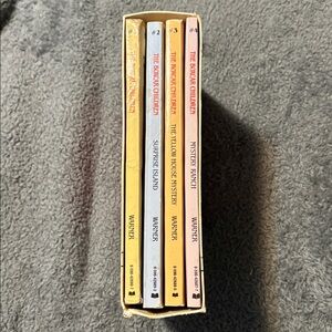 Vintage 1989 The Boxcar Children Book Set Book 1-4